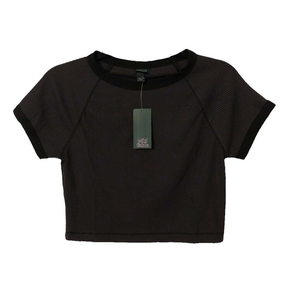 🆕 NWT Gray and Black Ribbed Cropped Baby Tee